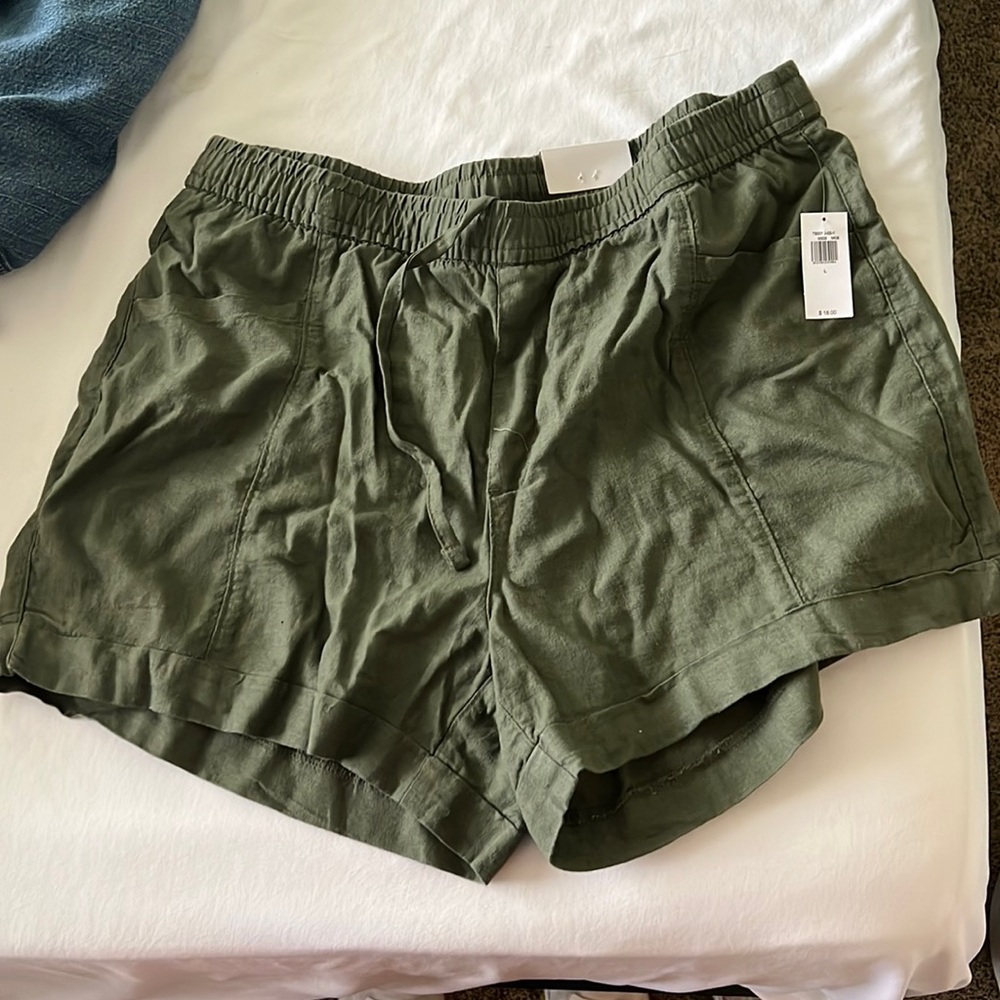 Old navy linen shorts